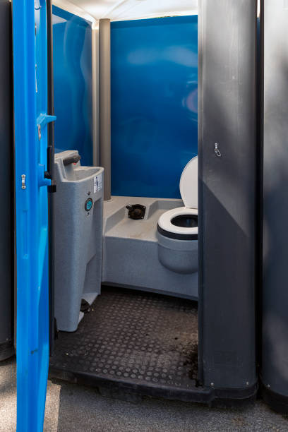 Best Porta potty rental near me  in North Fond Du Lac, WI